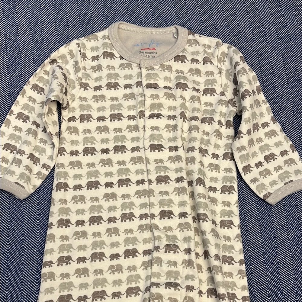 NWOT Magnetic Me Jumpsuit